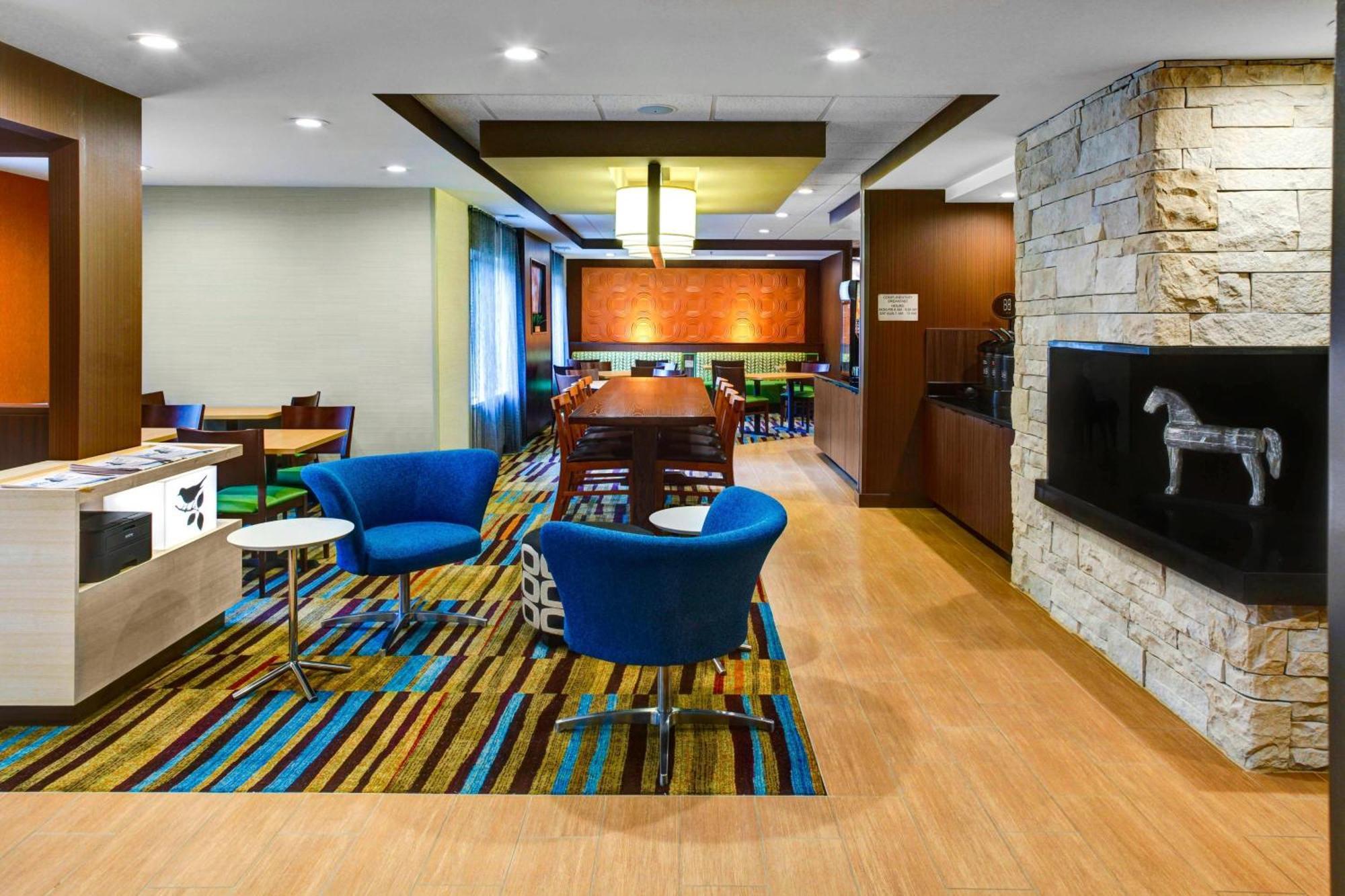 Fairfield Inn And Suites By Marriott Atlanta Suwanee Exterior foto