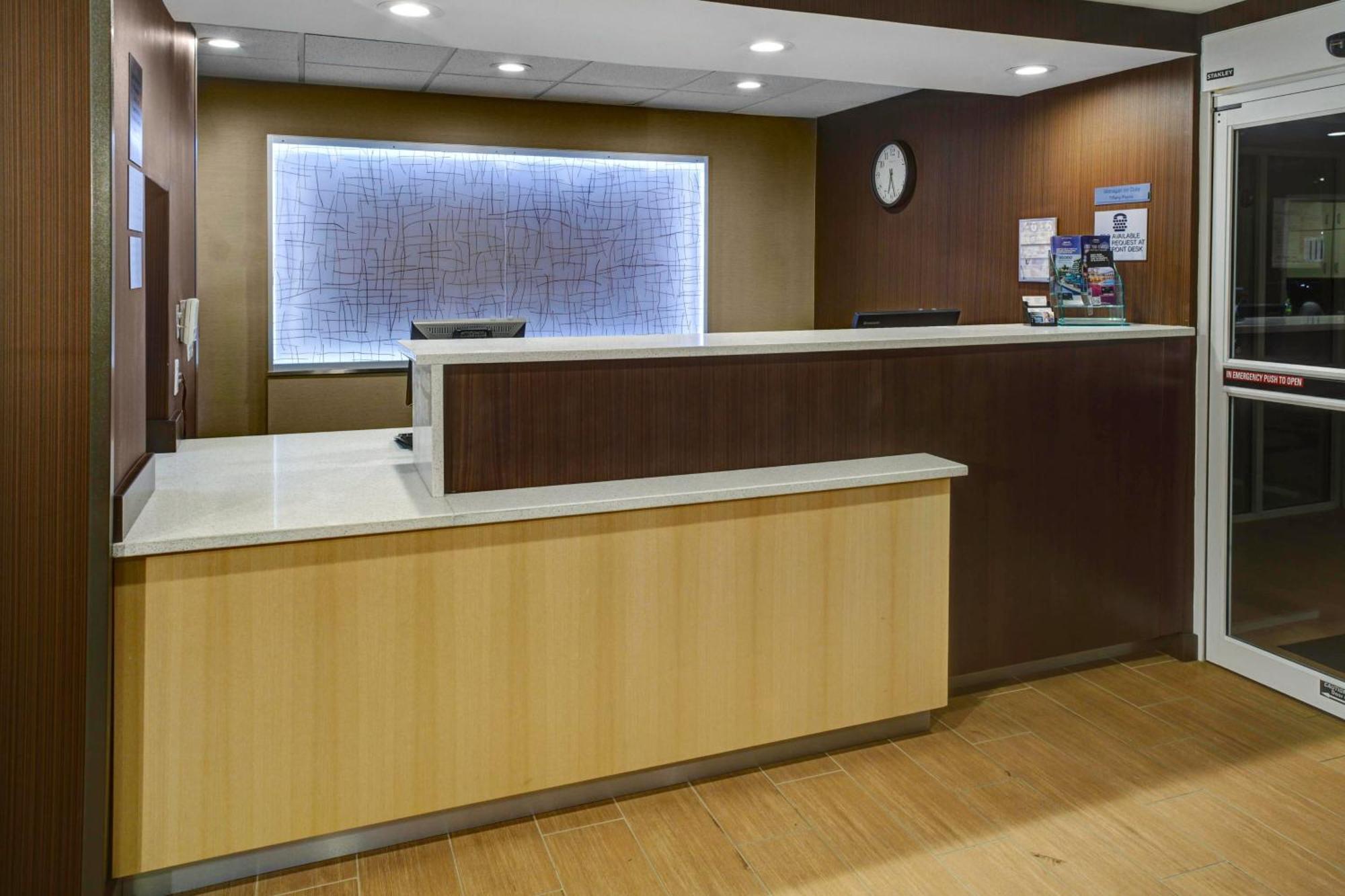 Fairfield Inn And Suites By Marriott Atlanta Suwanee Exterior foto